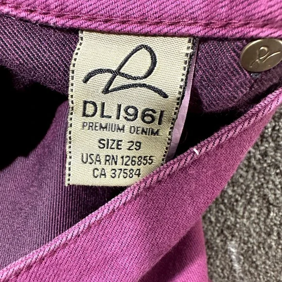 DL1961 Jeans Women 29 Pink Denim SAMANTHA Slim Straight Mid Rise Stretch Comfort - Picture 3 of 16